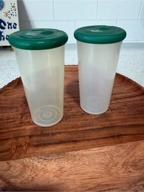 Set of 2 Vintage Tupperware Salt & Pepper Shakers Green Pop Up Tops